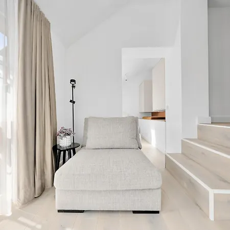 Elegant In Center, 11 Appartement