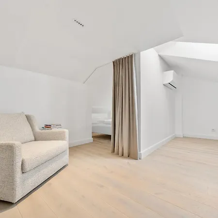 Elegant In Center, 11 * Vilnius