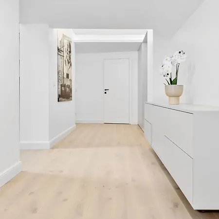 Lägenhet Elegant In Center, 11