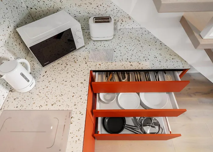 Elegant In Center, 11 アパート