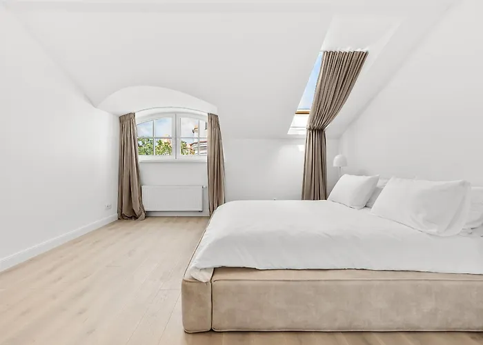 Elegant In Center, 11 * Vilnius