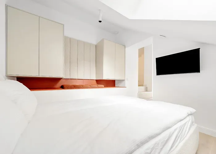 Apartman Elegant In Center, 11